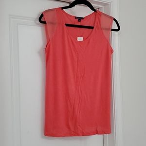 Nwt GAP Maternity Coral Top